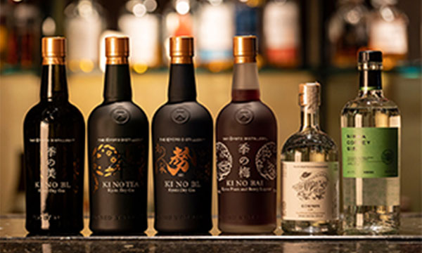 メインバー「キャプテンズバー」